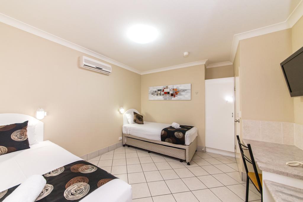 Villa Capri Motel Rockhampton Extérieur photo