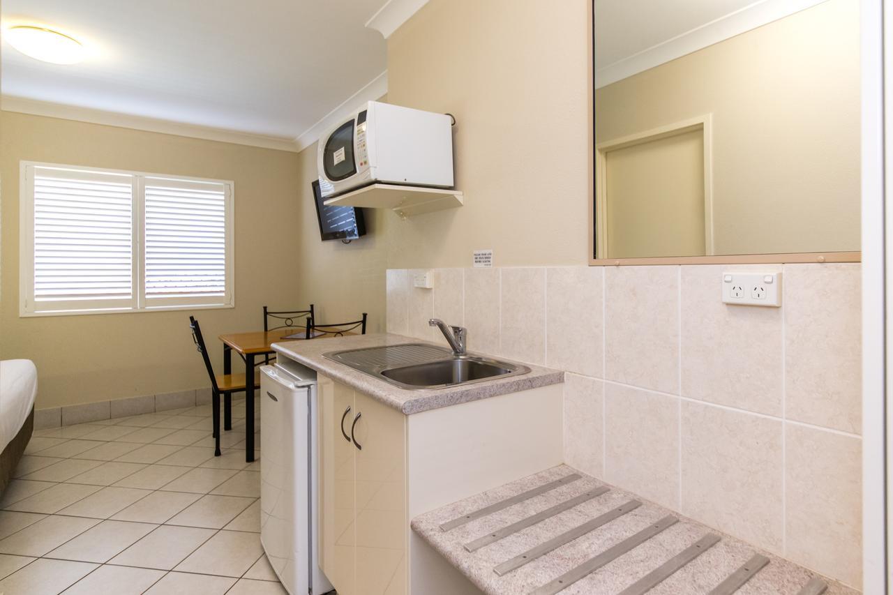 Villa Capri Motel Rockhampton Extérieur photo